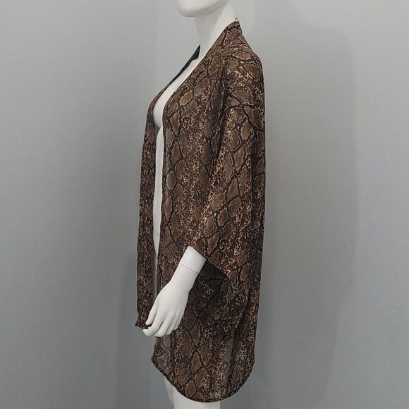 SHOW Me Your MuMu Coverup Kimono - Picture 5 of 10